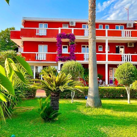 ホテル Vila L ブドヴァ エクステリア 写真