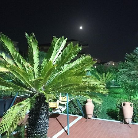 ホテル Vila L ブドヴァ エクステリア 写真