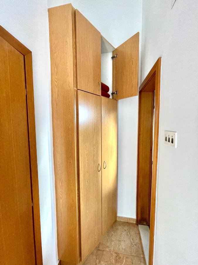 ホテル Vila L ブドヴァ エクステリア 写真